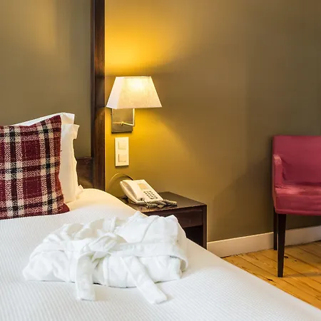 Отель York House 4*