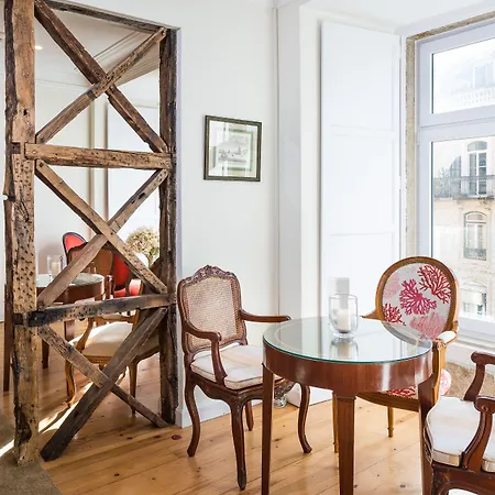 York House Отель