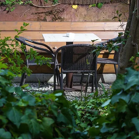 Отель York House 4*