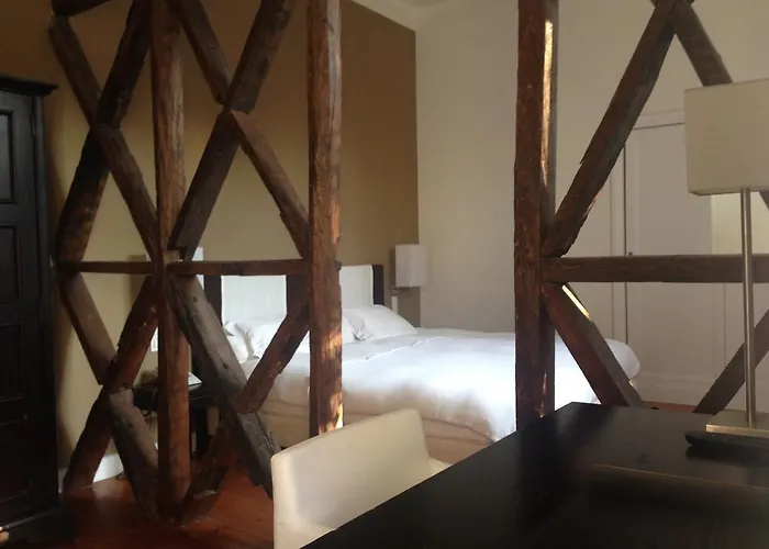 York House Отель 4*