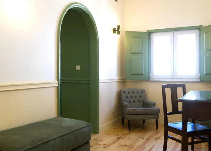 York House Отель 4*