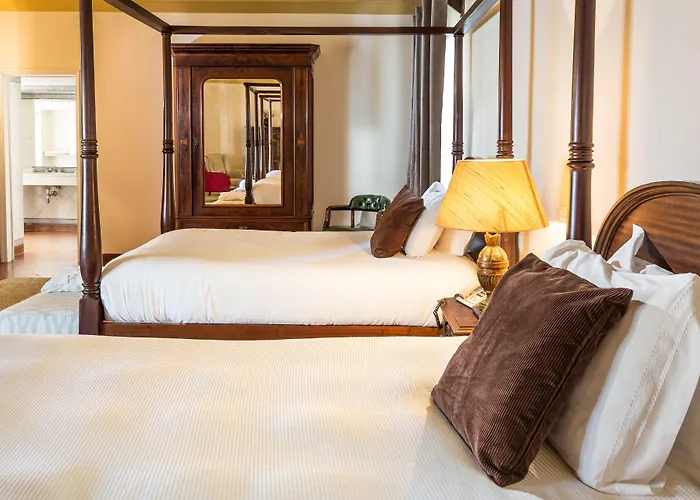 York House Отель