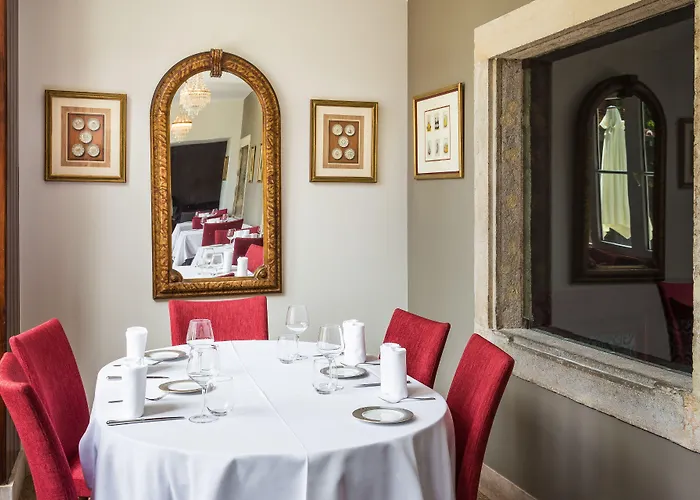 Отель York House 4*