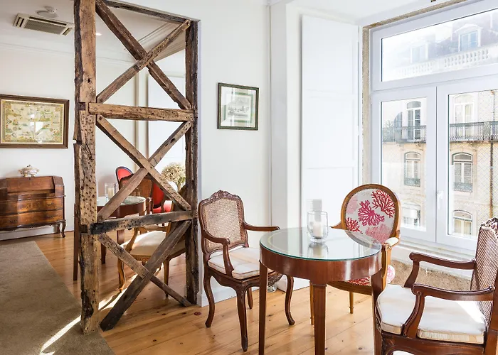 York House Отель
