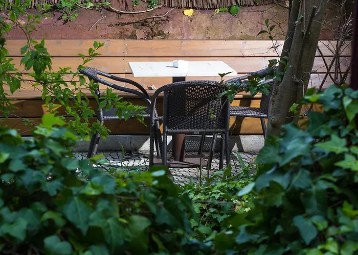 Отель York House 4*